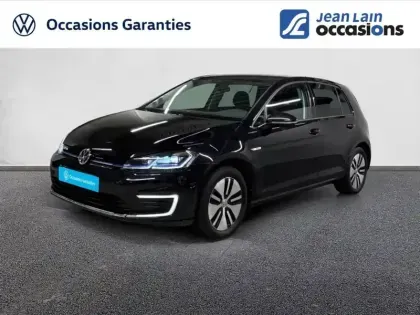 VOLKSWAGEN Golf Base