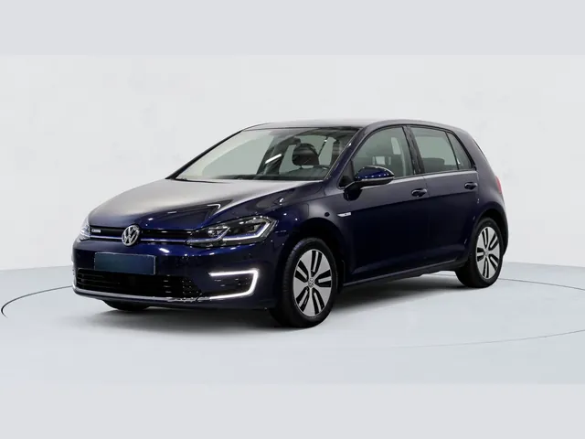 Volkswagen Golf 7 35.8 kWh - 136 e-Golf