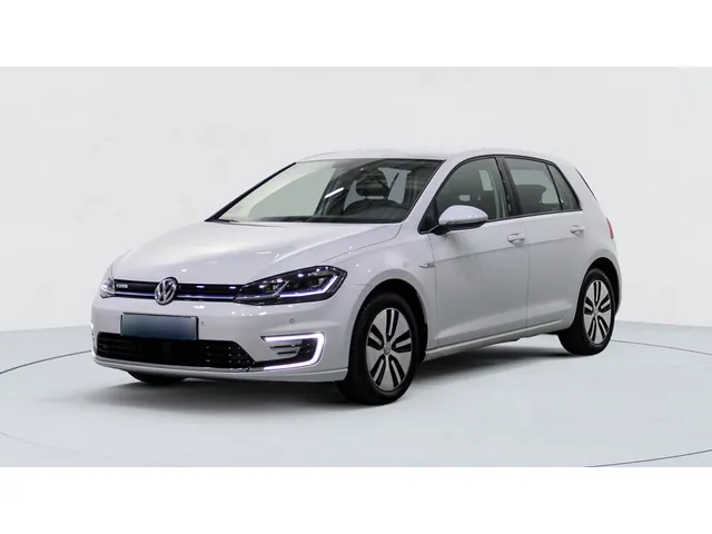 Volkswagen Golf 7 35.8 kWh - 136 e-Golf