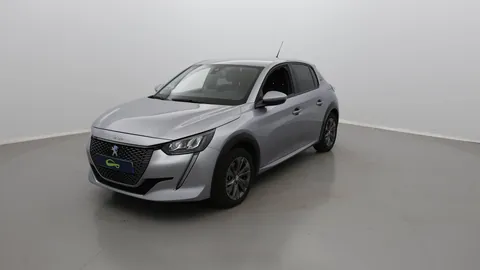 Peugeot 208 50 kWh 136ch Allure + Caméra AR