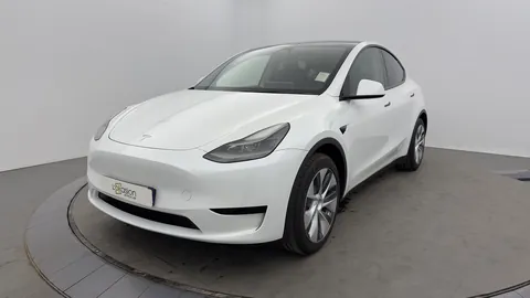 Tesla MODEL Y Standard RWD